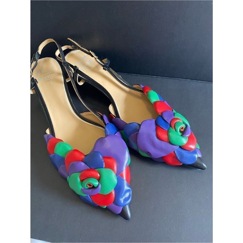 Valentino Garavani Atelier Shoes 03 Rose Edition slingback pump in kidskin. - Picture 8 of 17